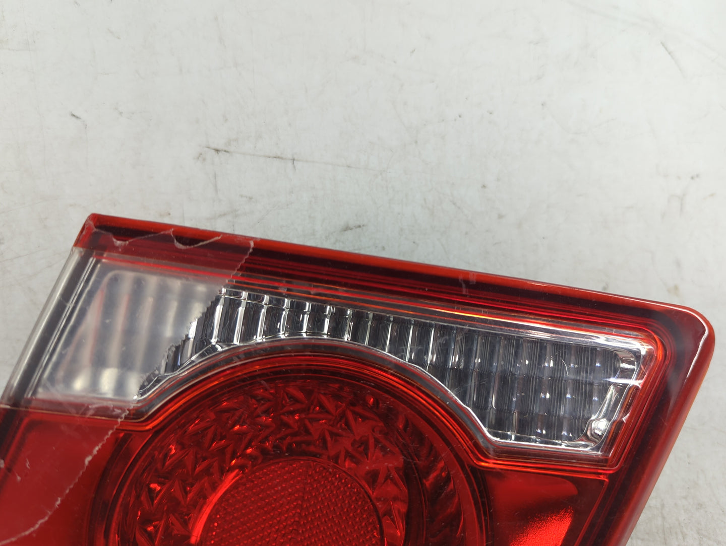 2011-2016 Chevrolet Cruze Tail Light Assembly Passenger Right OEM Fits Fits 2011 2012 2013 2014 2015 2016 OEM Used Auto Part
