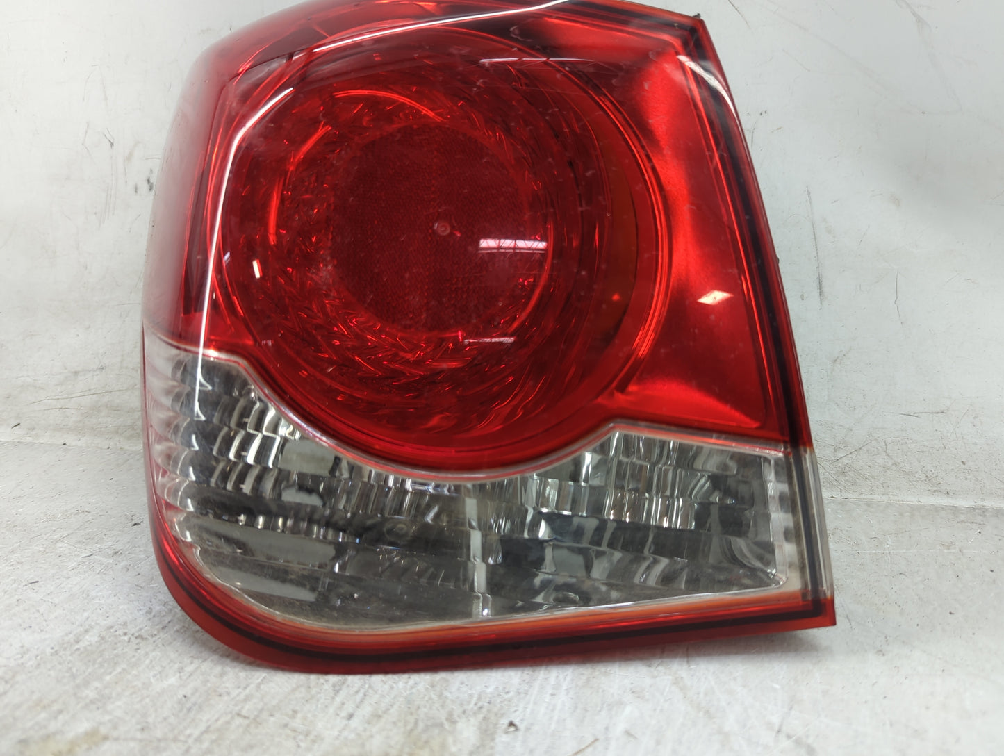 2011-2016 Chevrolet Cruze Tail Light Assembly Driver Left OEM Fits Fits 2011 2012 2013 2014 2015 2016 OEM Used Auto Parts - 