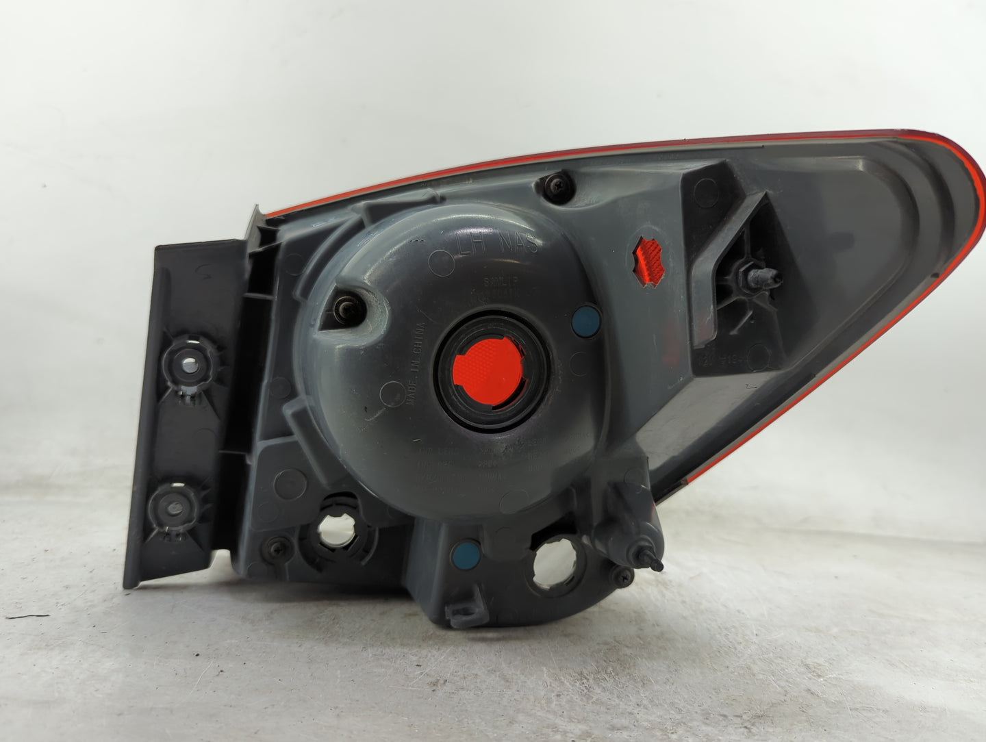 2011-2016 Chevrolet Cruze Tail Light Assembly Driver Left OEM Fits Fits 2011 2012 2013 2014 2015 2016 OEM Used Auto Parts - 