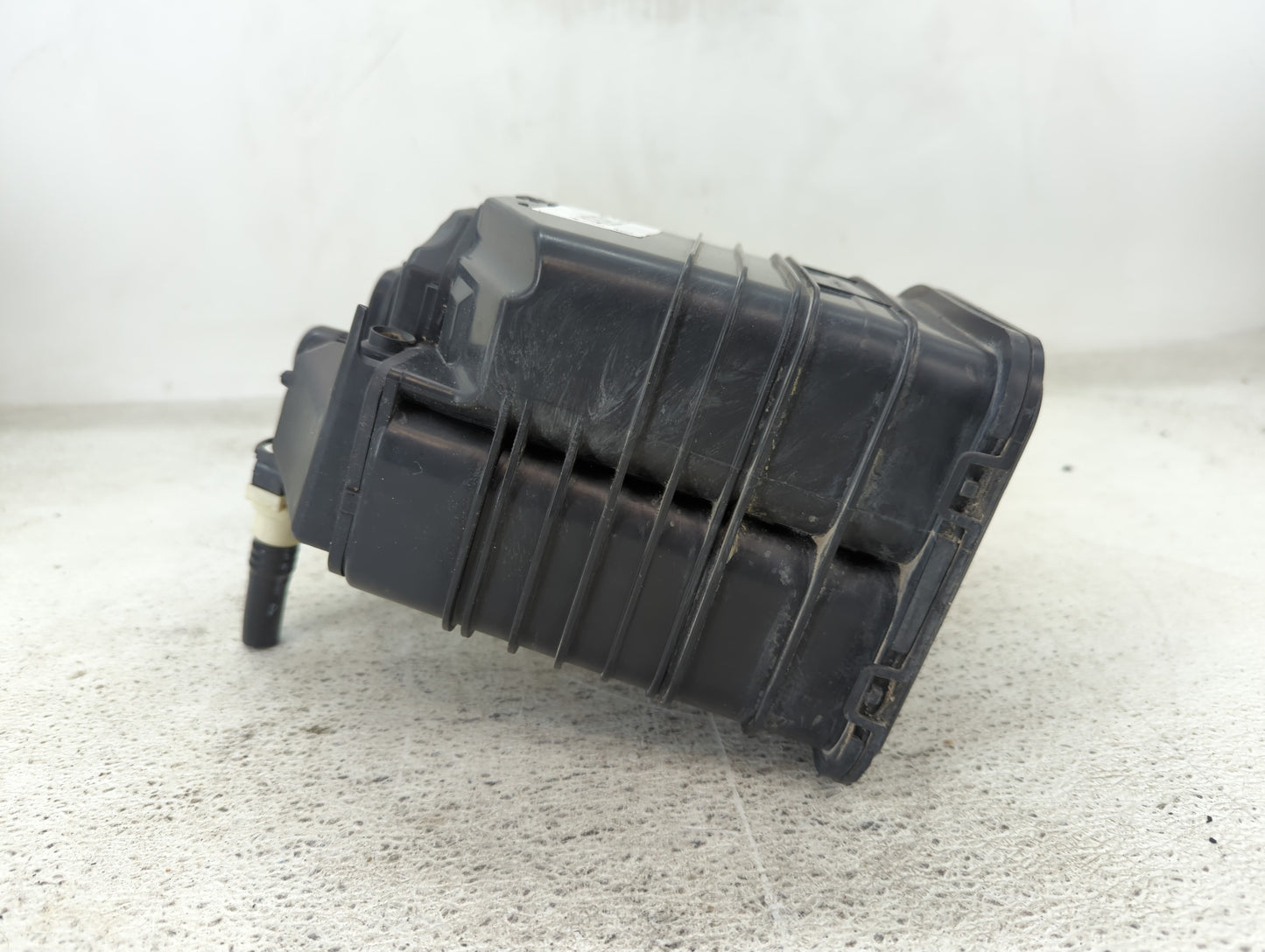 2014 Chevrolet Cruze Fuel Vapor Charcoal Canister 1432213 - Oemusedautoparts1.com
