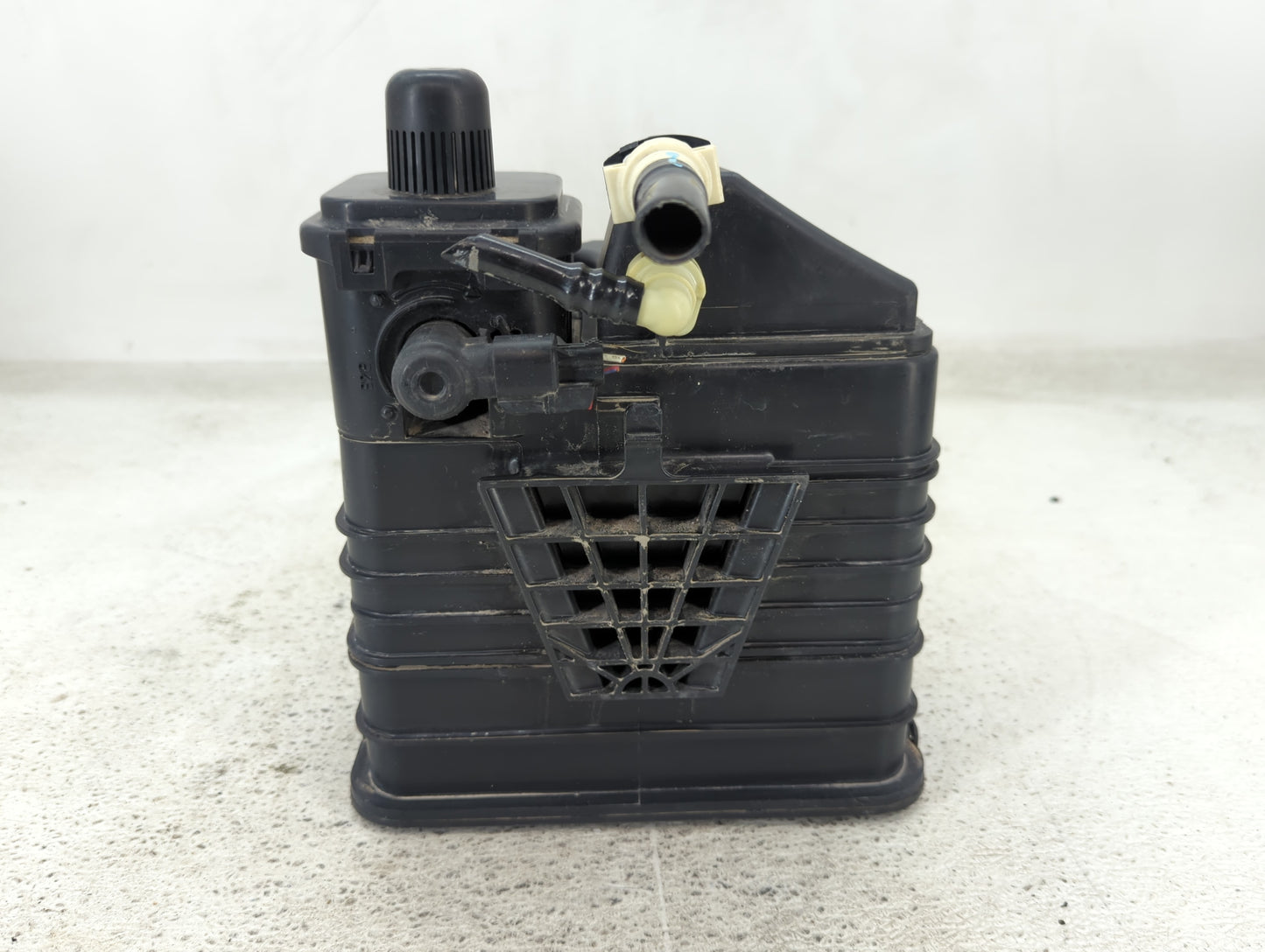 2014 Chevrolet Cruze Fuel Vapor Charcoal Canister 1432213 - Oemusedautoparts1.com