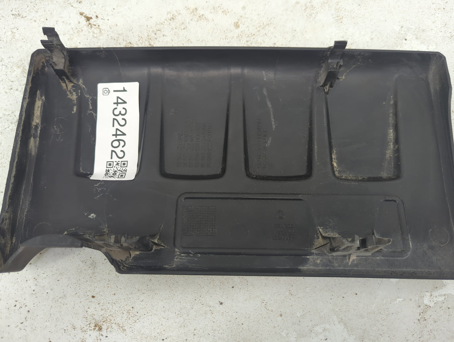 2014 Chevrolet Cruze Engine Cover - Oemusedautoparts1.com