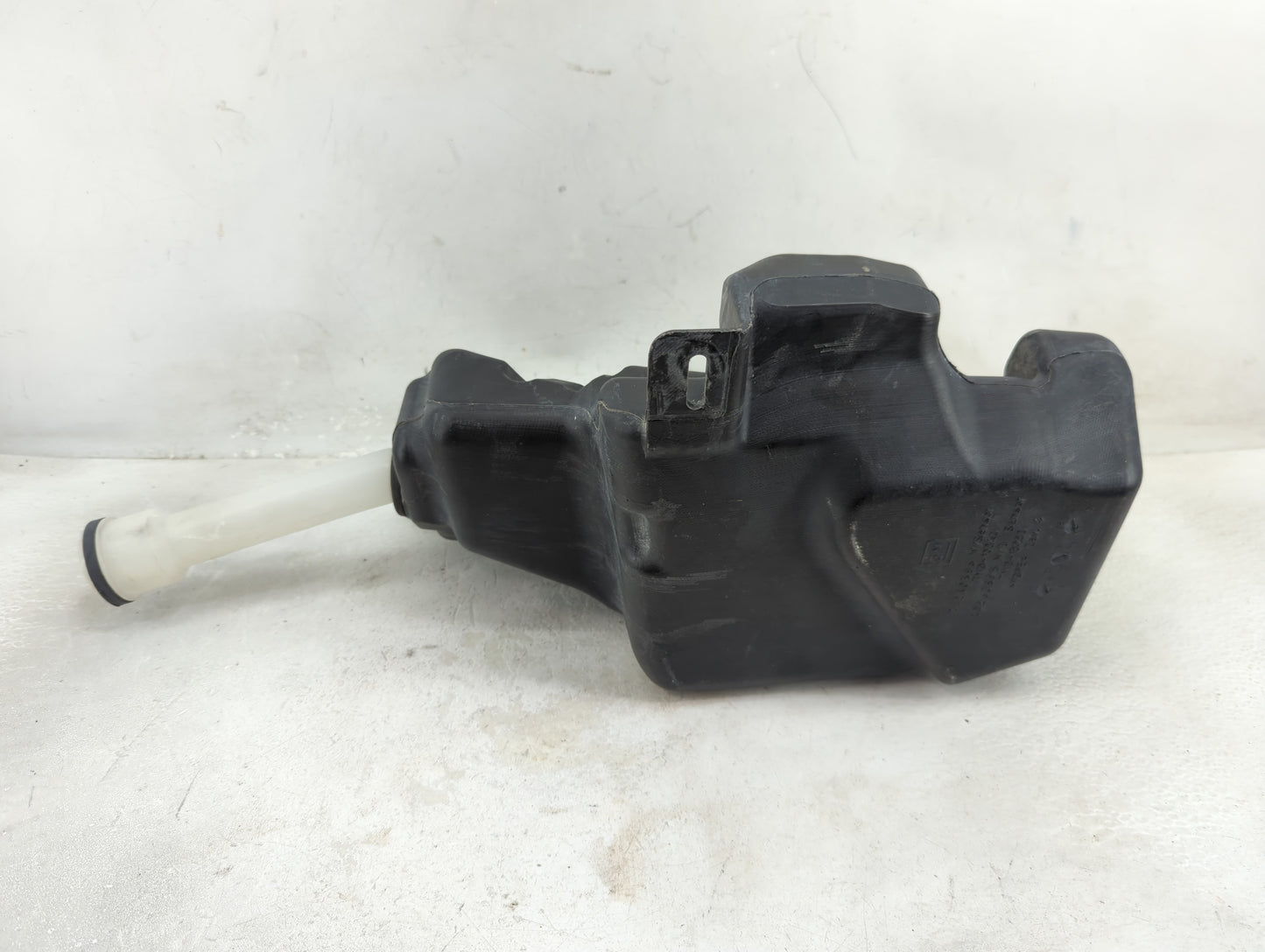 2011-2016 Chevrolet Cruze Windshield Washer Fluid Reservoir Bottle 1433273 - Oemusedautoparts1.com