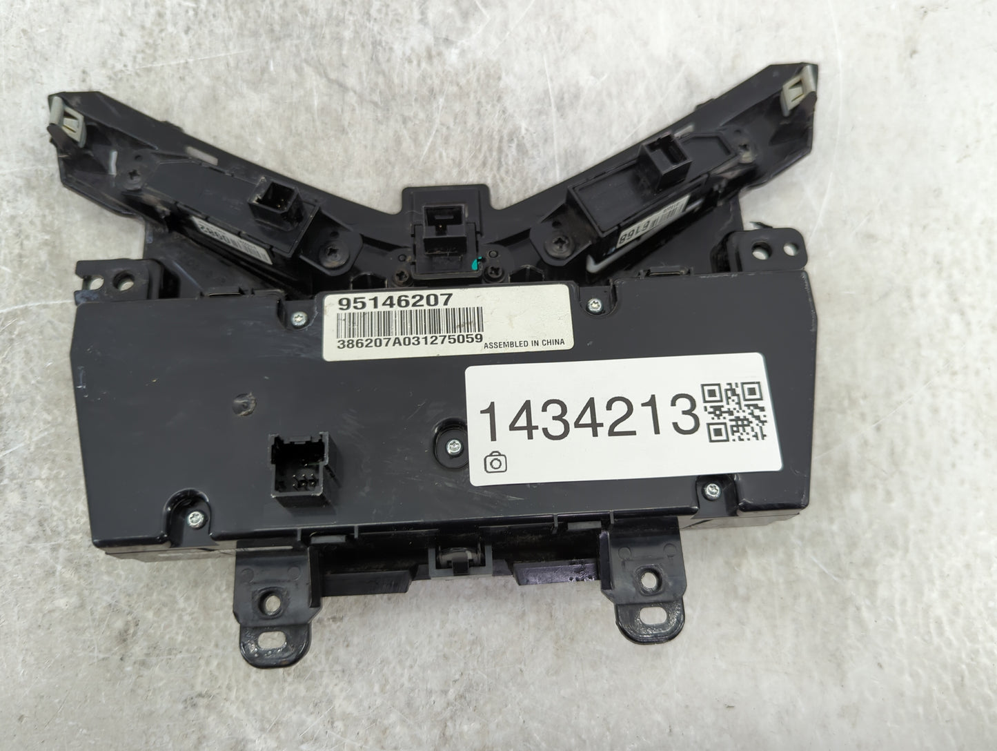 2012-2016 Chevrolet Cruze Climate Control Module Temperature AC/Heater Replacement P/N:95146207 386207A031275059 Fits OEM Us