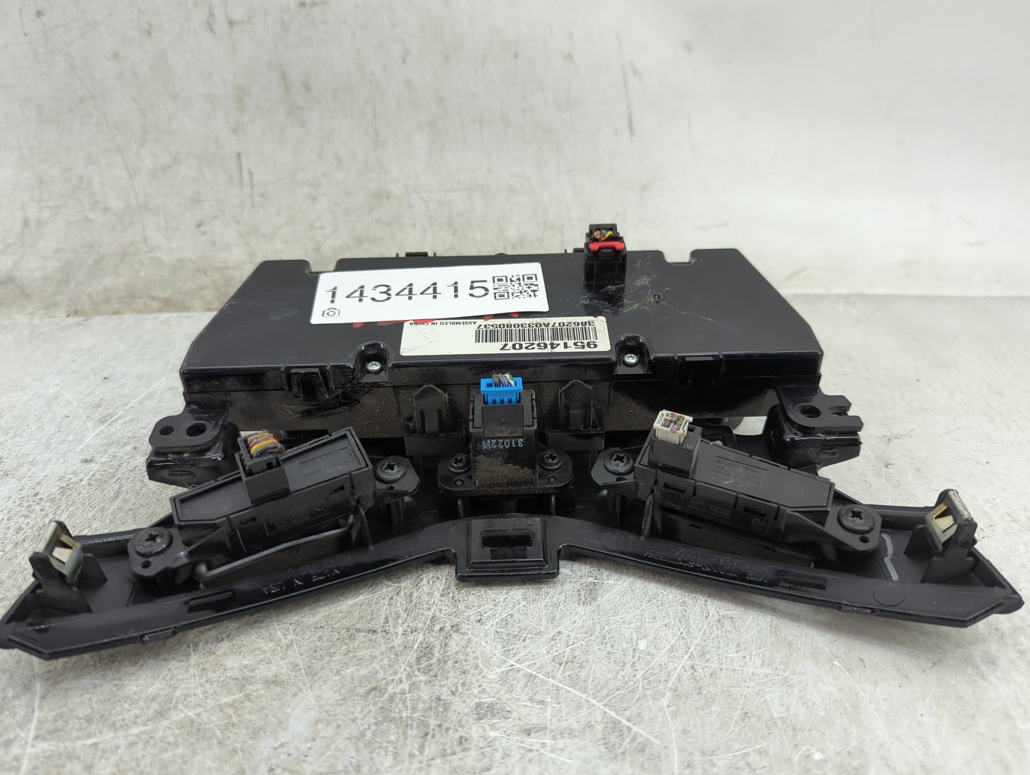 2012-2016 Chevrolet Cruze Climate Control Module Temperature AC/Heater Replacement P/N:95146207 386207A033080537 Fits OEM Us