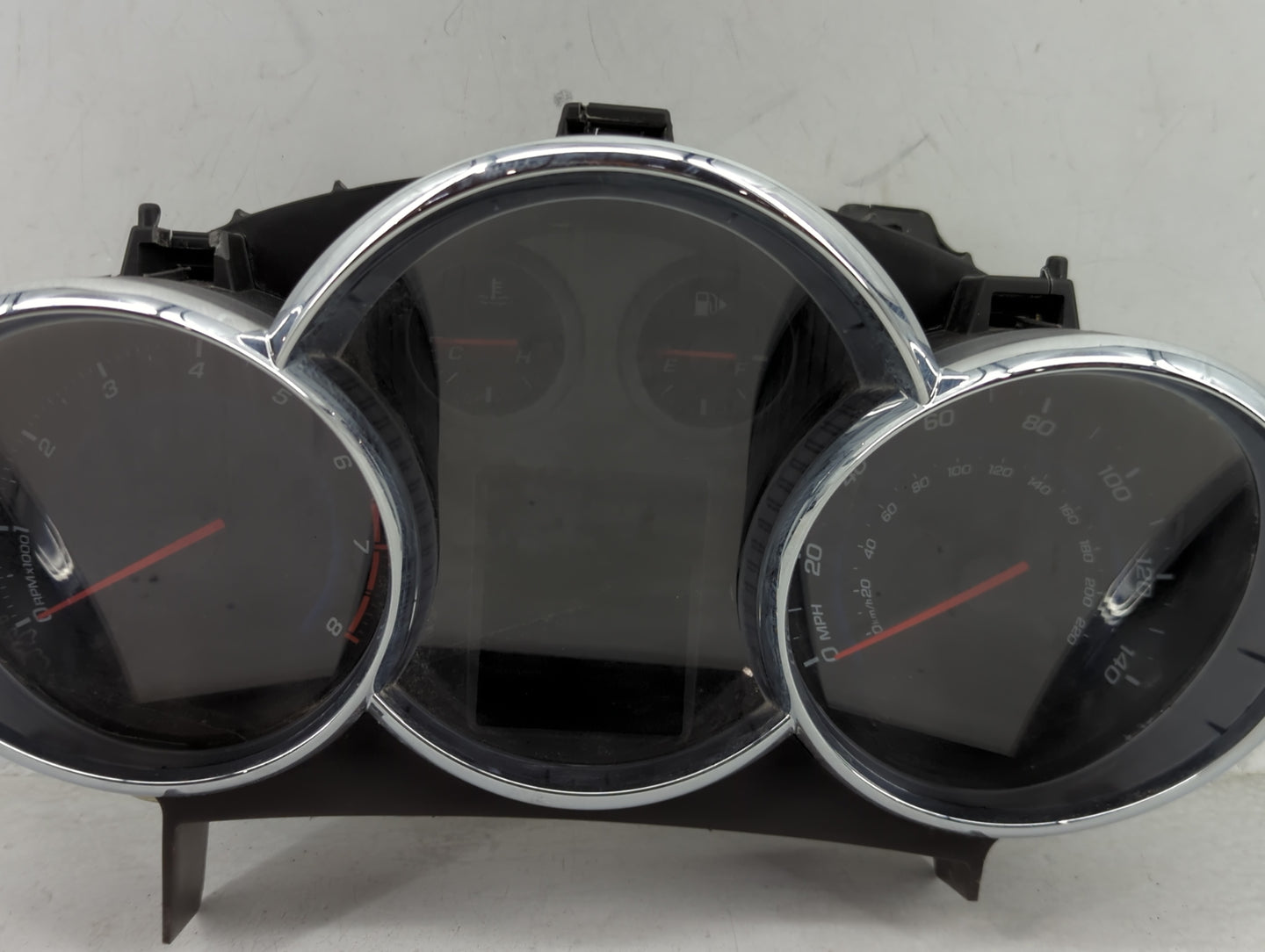 2013-2014 Chevrolet Cruze Instrument Cluster Speedometer Gauges P/N:95129376 Fits Fits 2013 2014 OEM Used Auto Parts - Oemus