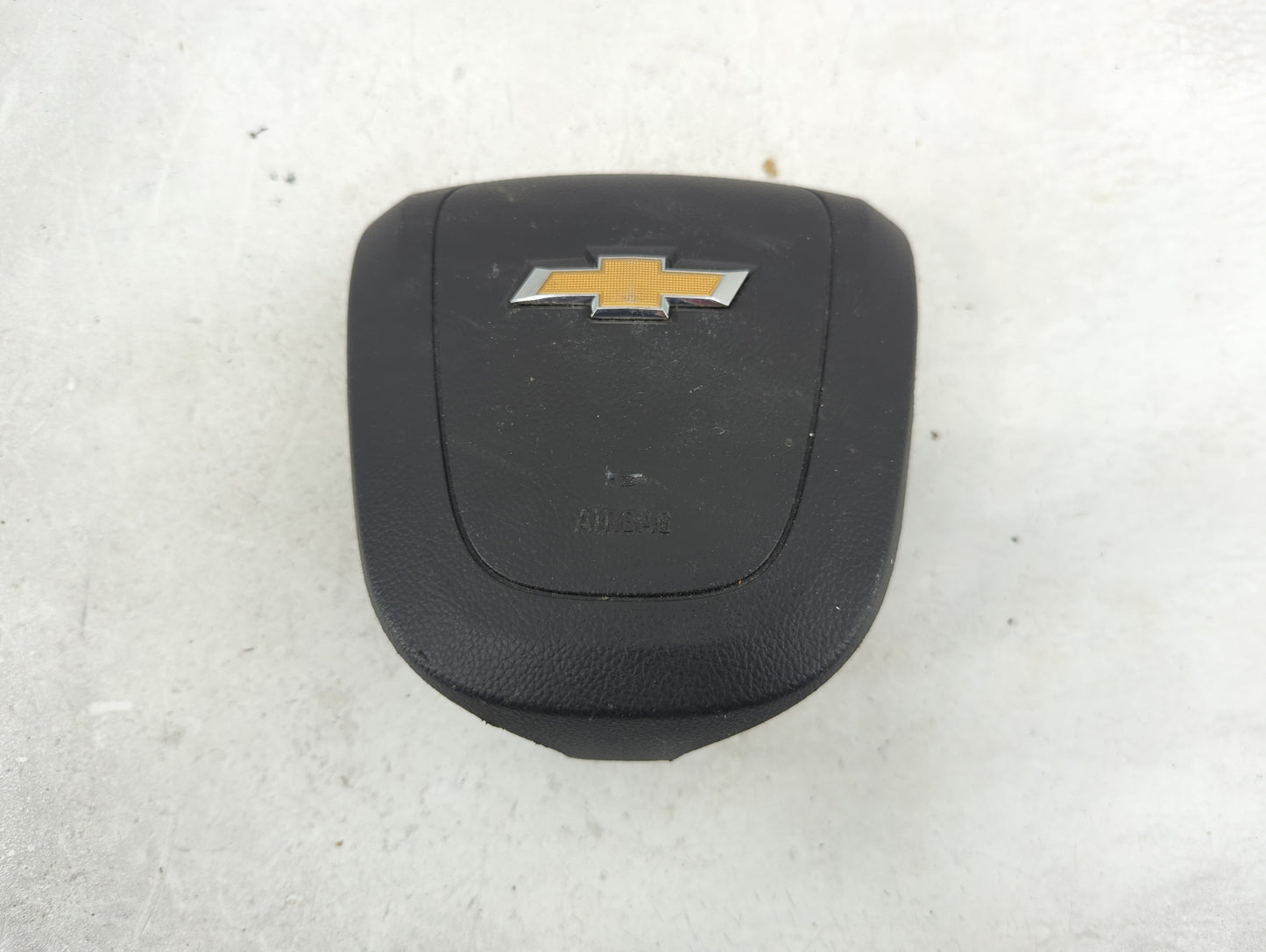 2013-2016 Chevrolet Cruze Air Bag Driver Left Steering Wheel Mounted P/N:95115462 823761820 Fits Fits 2013 2014 2015 2016 OE