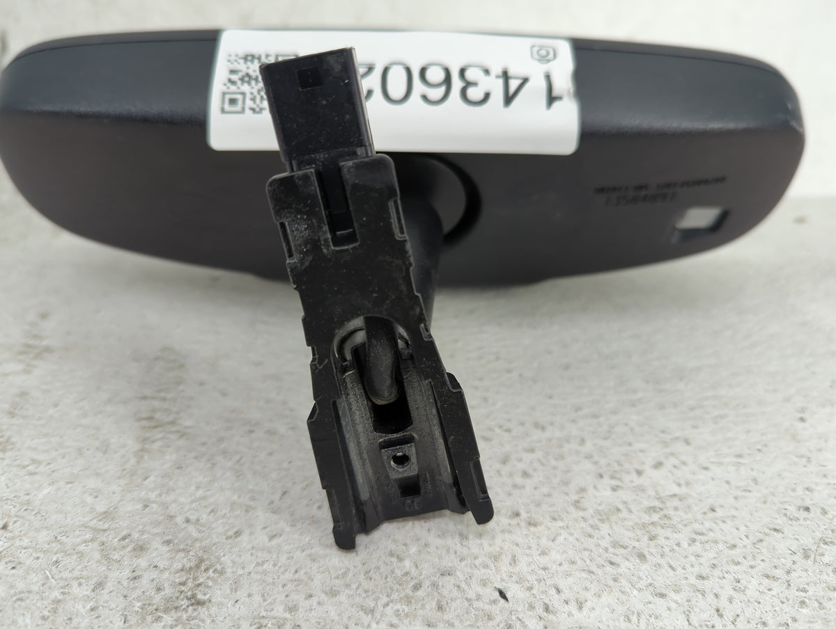 2011-2016 Chevrolet Cruze Interior Rear View Mirror Replacement OEM P/N:13584891 Fits OEM Used Auto Parts - Oemusedautoparts