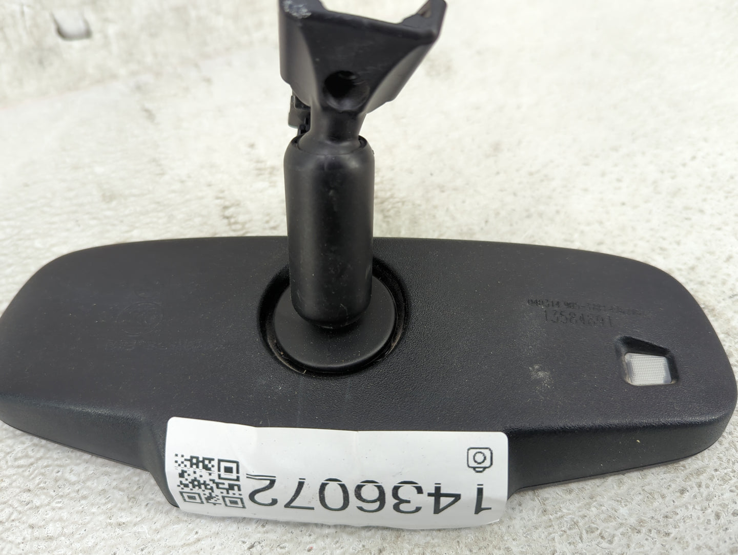 2011-2016 Chevrolet Cruze Interior Rear View Mirror Replacement OEM P/N:13584891 Fits OEM Used Auto Parts - Oemusedautoparts