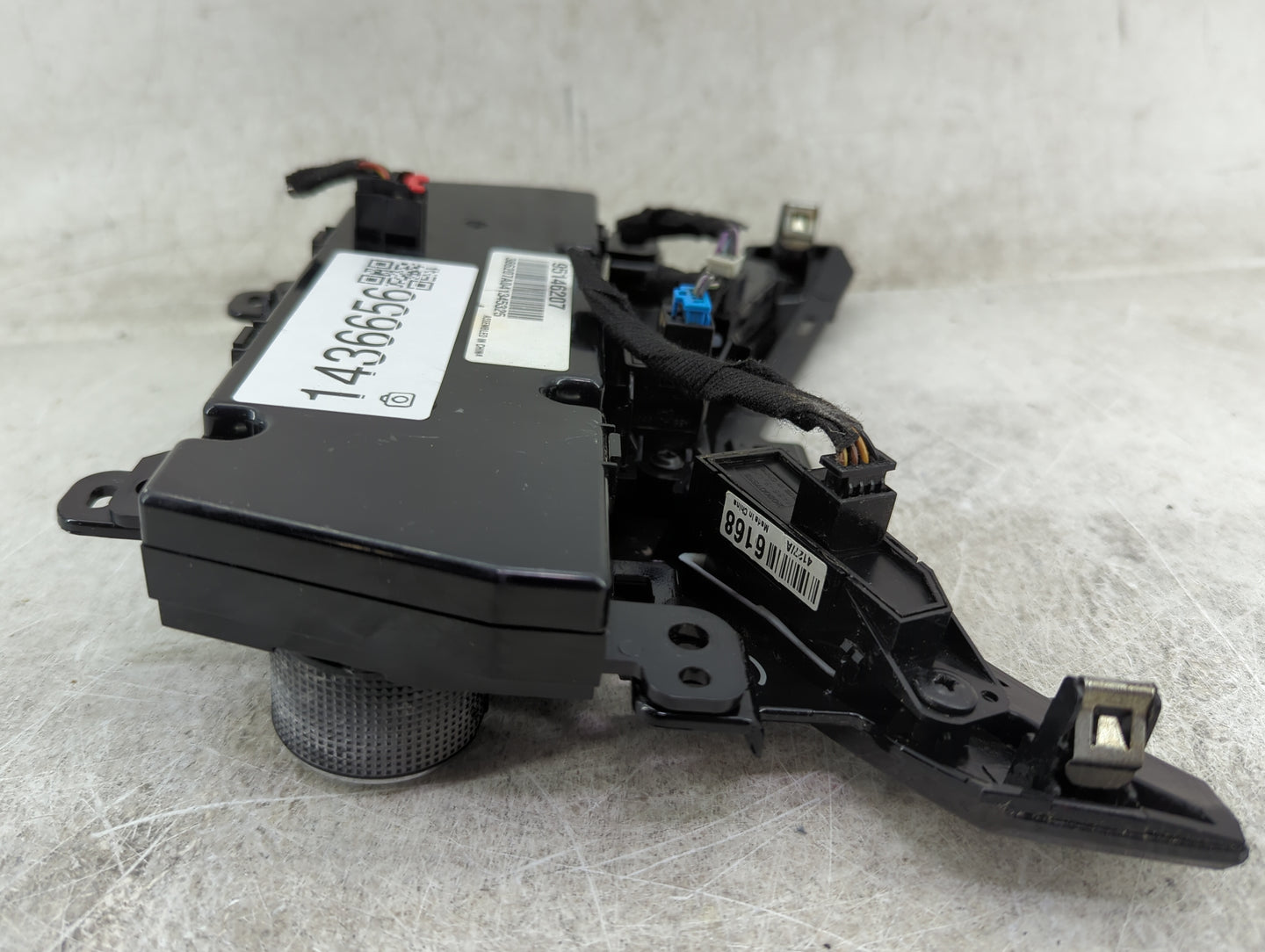 2014 Chevrolet Cruze Climate Control Module Temperature AC/Heater Replacement P/N:95146207 386207A041345325 Fits OEM Used Au
