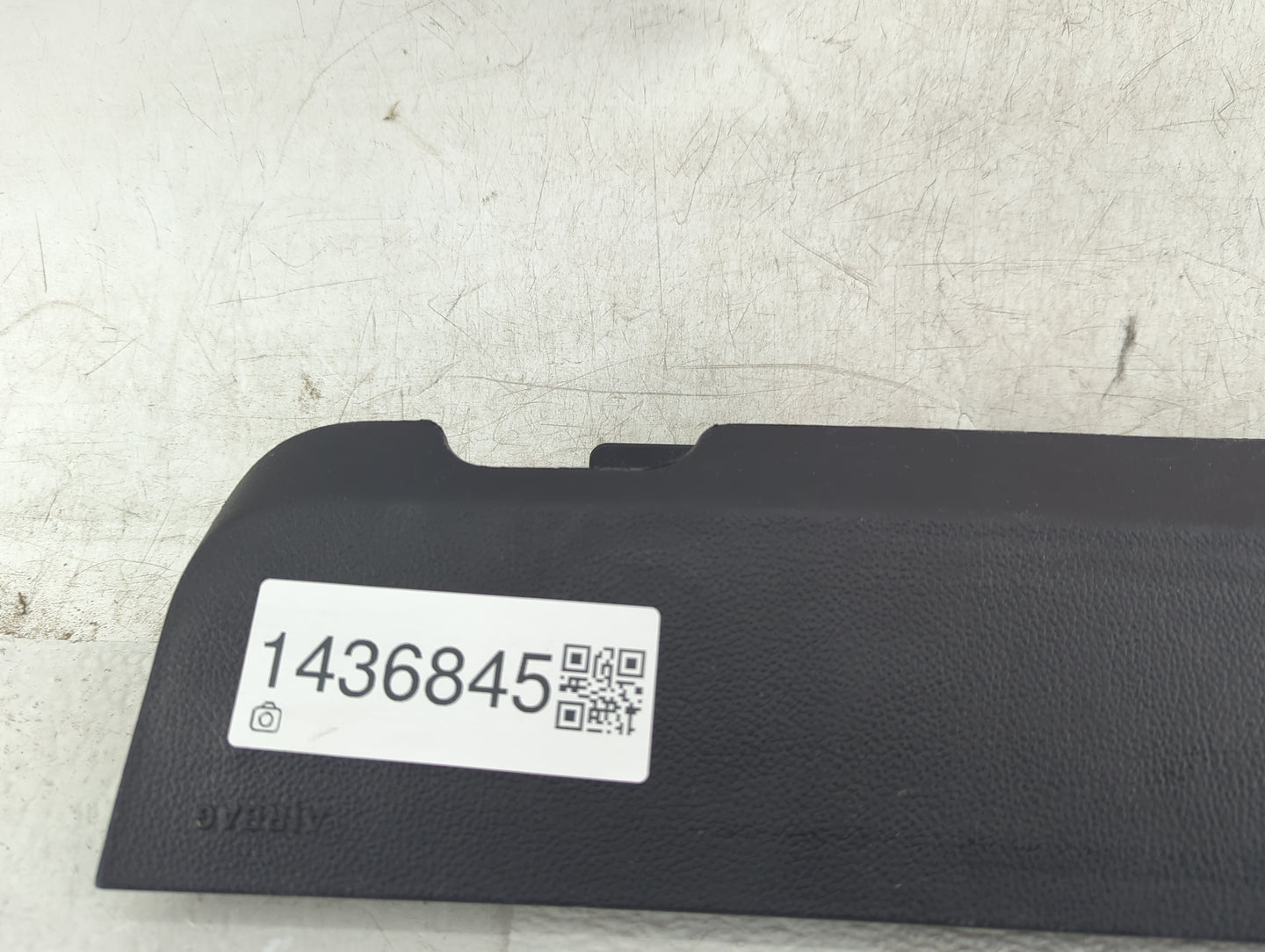 2013-2016 Chevrolet Cruze Air Bag Passenger Right Knee OEM P/N:95910049 8149909G2 Fits Fits 2013 2014 2015 2016 OEM Used Aut