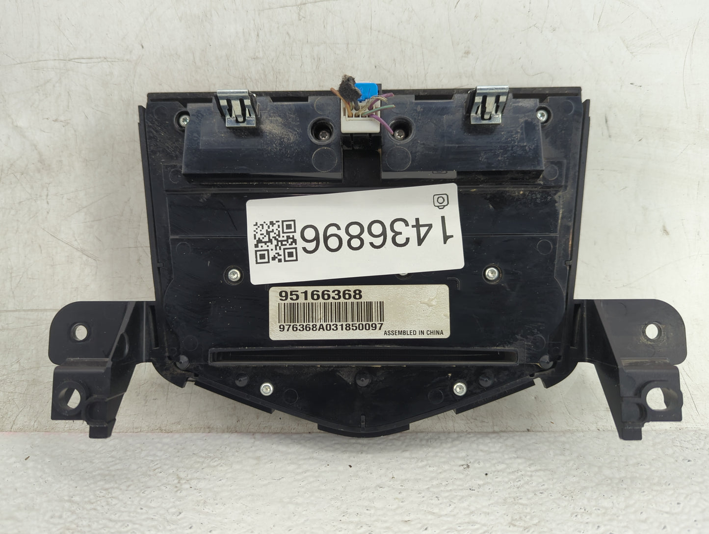 2014 Chevrolet Cruze Radio Control Panel Black - Oemusedautoparts1.com