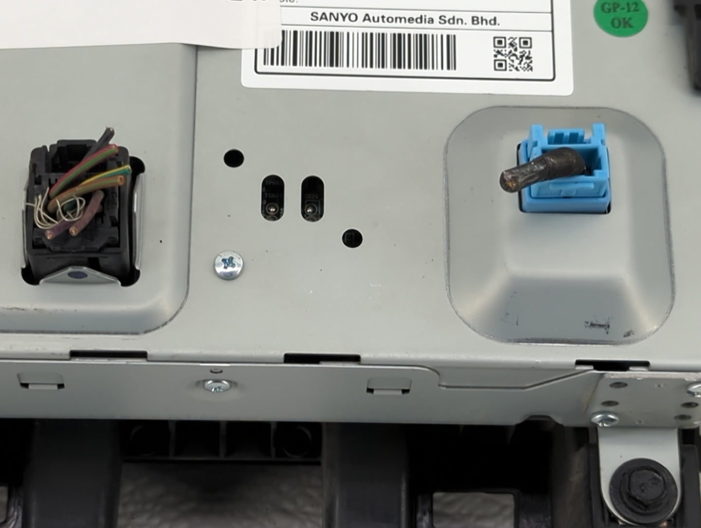 2011-2016 Chevrolet Cruze Information Display Screen - Oemusedautoparts1.com