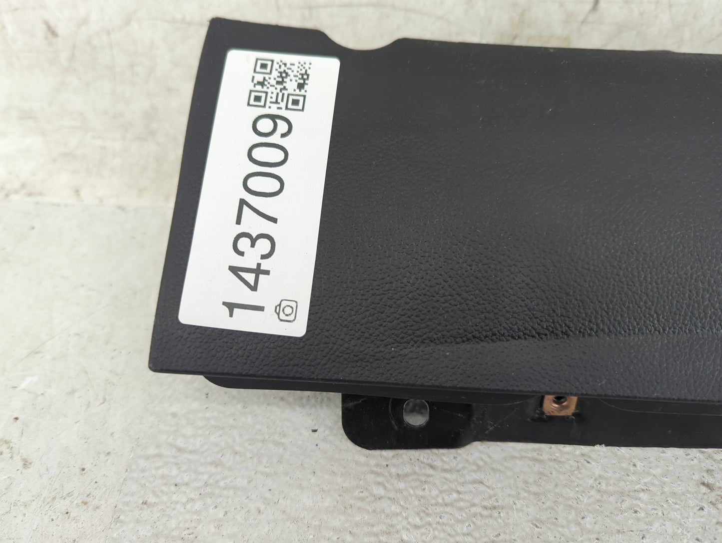 2013-2016 Chevrolet Cruze Air Bag Passenger Right Knee OEM P/N:95910046 8149909G2, AB0-09C004 Fits Fits 2013 2014 2015 2016 