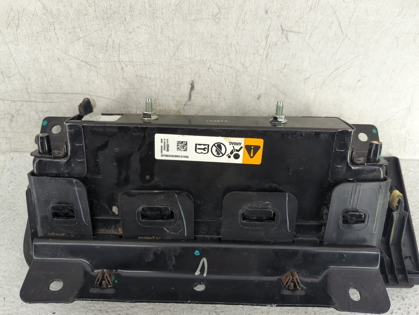 2013-2016 Chevrolet Cruze Air Bag Passenger Right Knee OEM P/N:95910046 8149909G2, AB0-09C004 Fits Fits 2013 2014 2015 2016 
