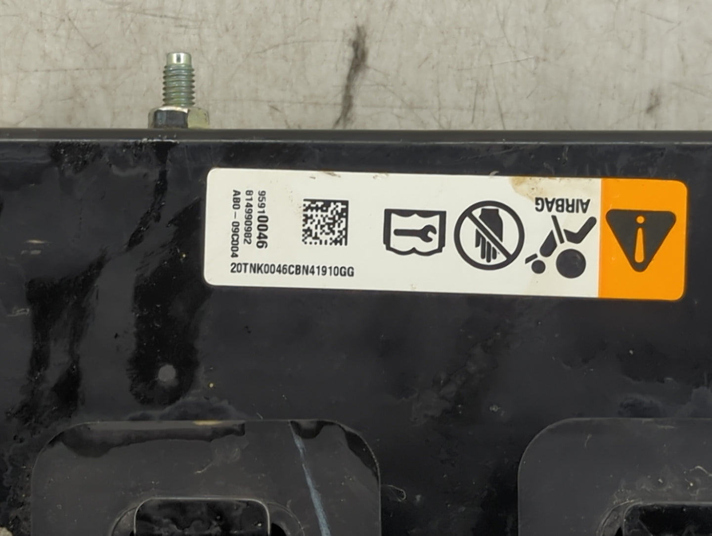 2013-2016 Chevrolet Cruze Air Bag Passenger Right Knee OEM P/N:95910046 8149909G2, AB0-09C004 Fits Fits 2013 2014 2015 2016 