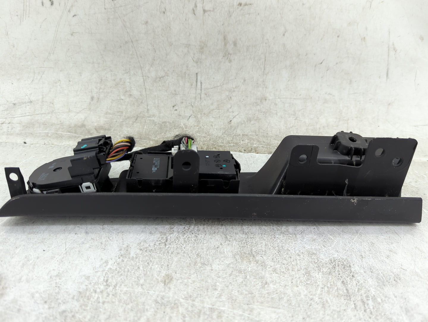 2011-2014 Chevrolet Cruze Master Power Window Switch Replacement Driver Side Left P/N:13305373 Fits Fits 2011 2012 2013 2014