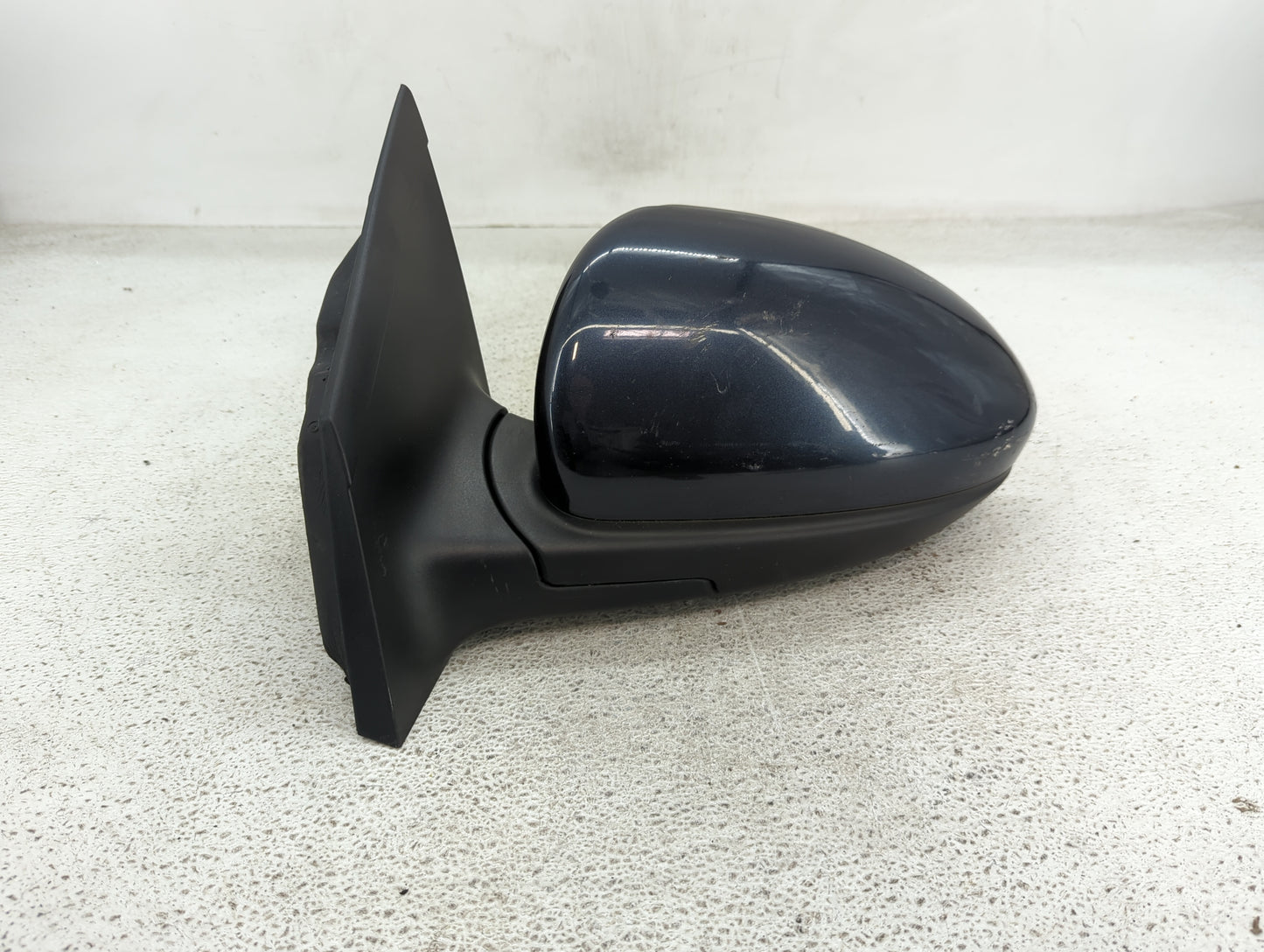 2011-2016 Chevrolet Cruze Driver Side View Mirror - Left Door Mirror OEM Used - Oemusedautoparts1.com