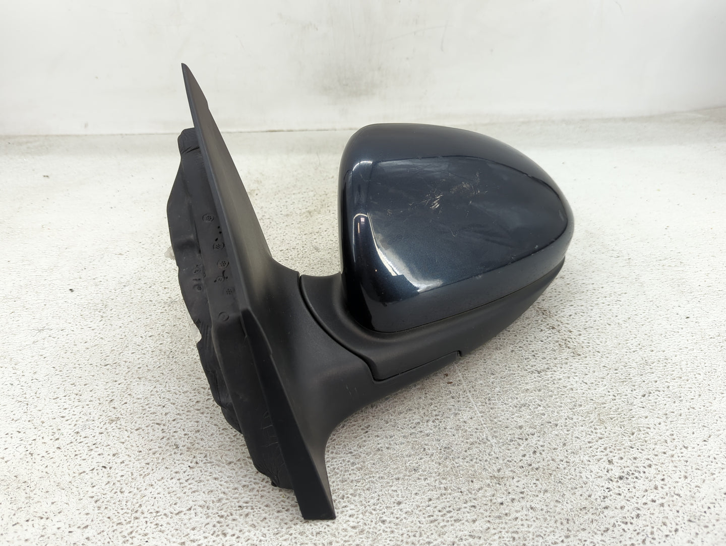 2011-2016 Chevrolet Cruze Driver Side View Mirror - Left Door Mirror OEM Used - Oemusedautoparts1.com