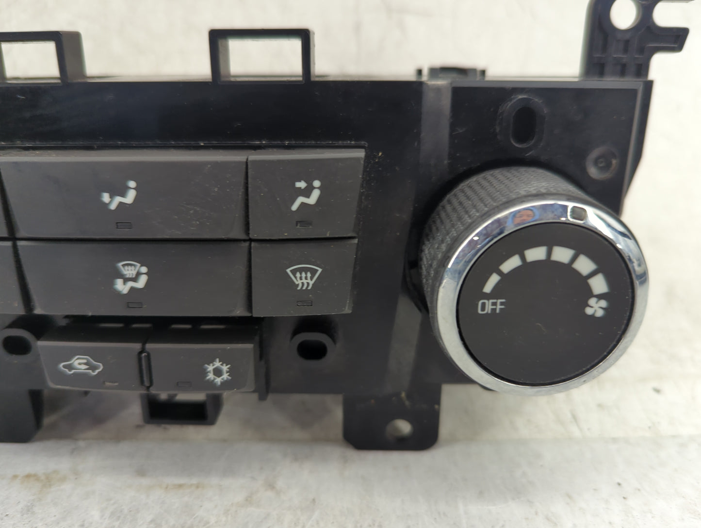 2012-2016 Chevrolet Cruze Climate Control Module Temperature AC/Heater Replacement P/N:95146207 386207A041410768 Fits OEM Us