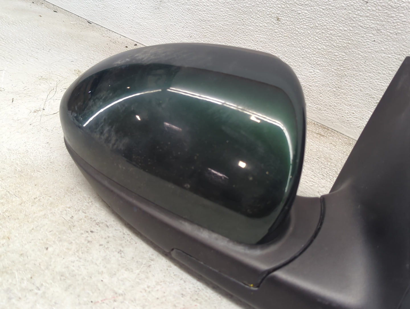 2011-2016 Chevrolet Cruze Passenger Side View Mirror - Right Door Mirror OEM Used - Oemusedautoparts1.com