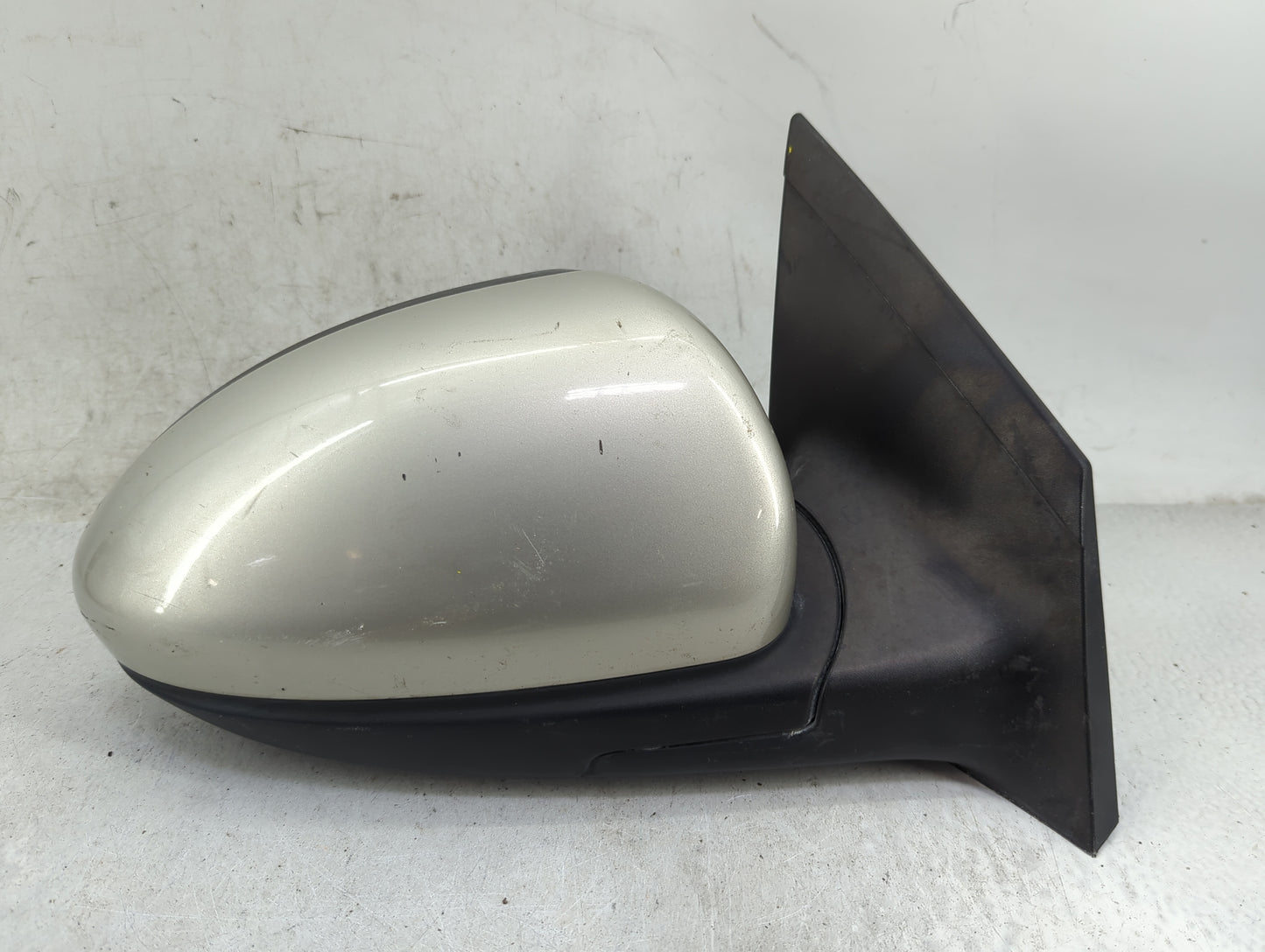 2011-2016 Chevrolet Cruze Passenger Side View Mirror - Right Door Mirror OEM Used - Oemusedautoparts1.com