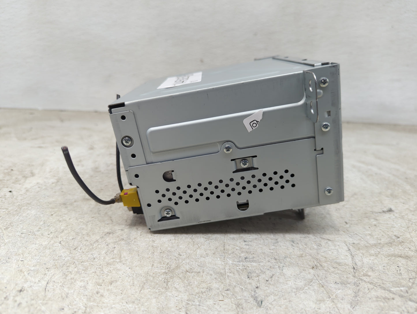 2013-2016 Chevrolet Cruze Radio AM FM Cd Player Receiver Replacement P/N:22976137 Fits Fits 2013 2014 2015 2016 OEM Used Aut