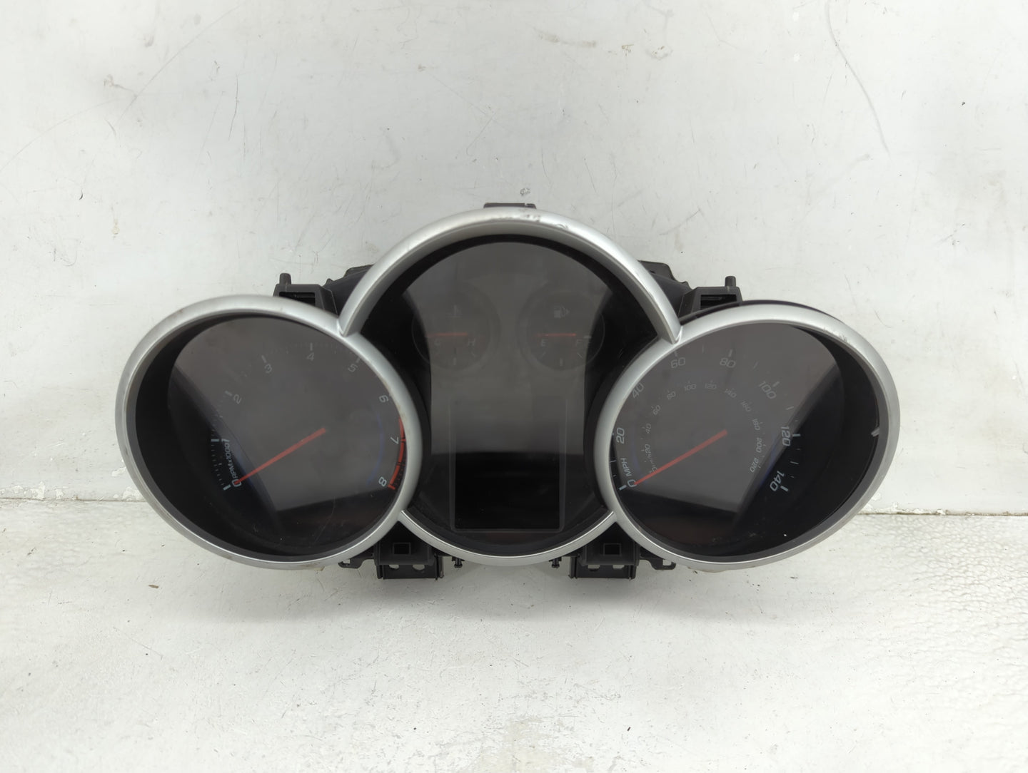 2013-2014 Chevrolet Cruze Instrument Cluster Speedometer Gauges P/N:94560794 AGH4 Miles:95K Fits Fits 2013 2014 OEM Used Aut