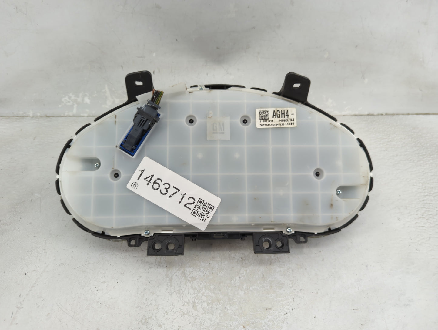 2013-2014 Chevrolet Cruze Instrument Cluster Speedometer Gauges P/N:94560794 AGH4 Miles:95K Fits Fits 2013 2014 OEM Used Aut