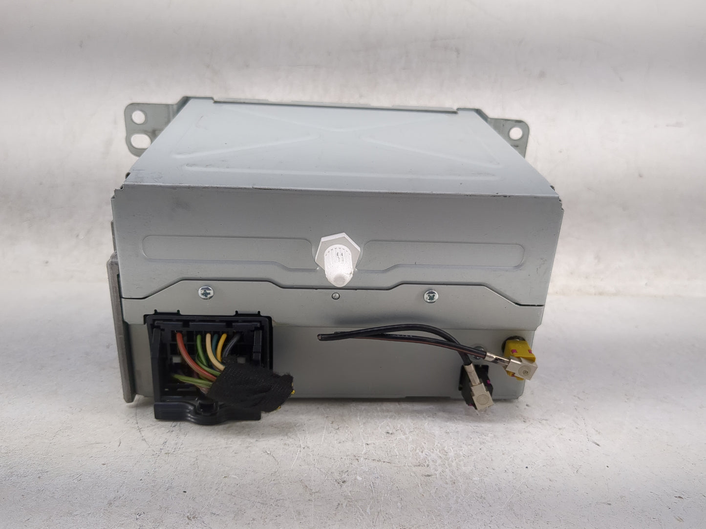 2013-2016 Chevrolet Cruze Radio AM FM Cd Player Receiver Replacement P/N:22976137 Fits Fits 2013 2014 2015 2016 OEM Used Aut