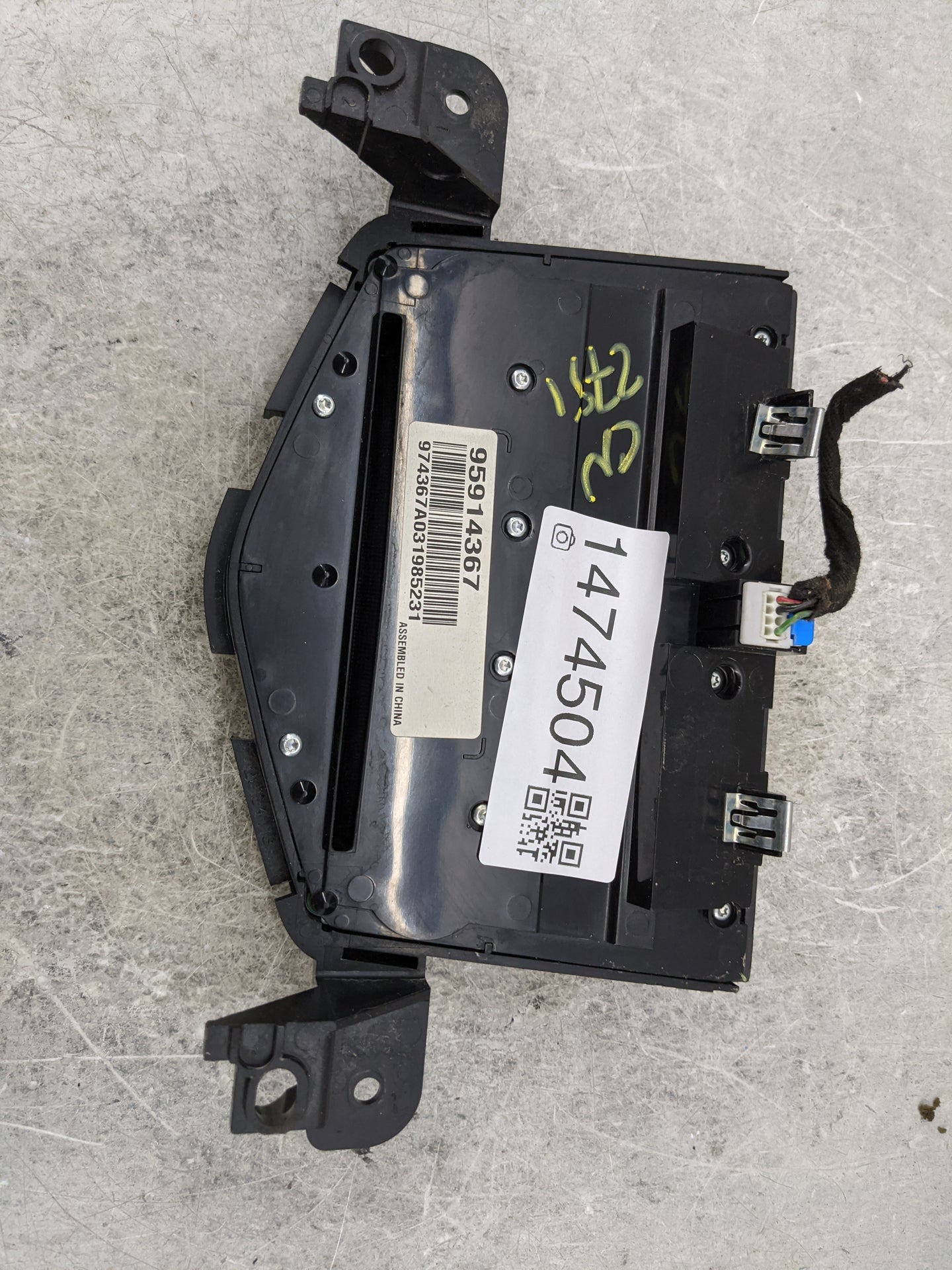 2011-2016 Chevrolet Cruze Radio Control Panel 1474504 - Oemusedautoparts1.com
