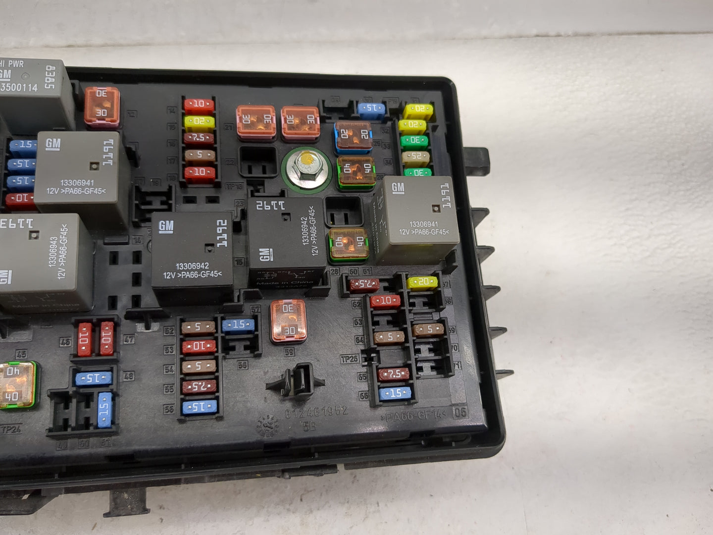 2011-2014 Chevrolet Cruze Fusebox Fuse Box Panel Relay Module P/N:13500114 13500128, 13500127 Fits Fits 2011 2012 2013 2014 
