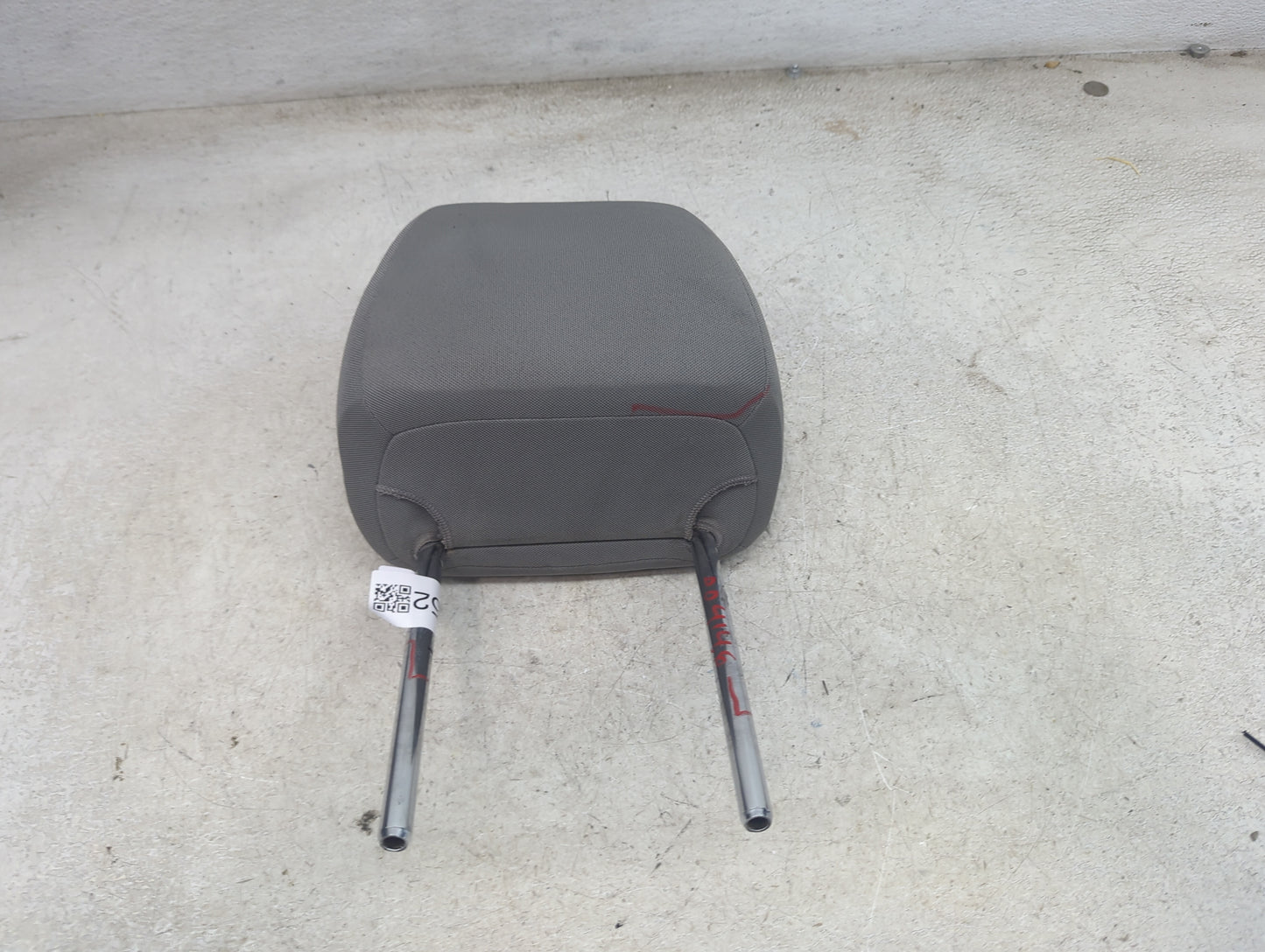 2014 Chevrolet Cruze Headrest Head Rest Front Driver Seat Gray - Oemusedautoparts1.com