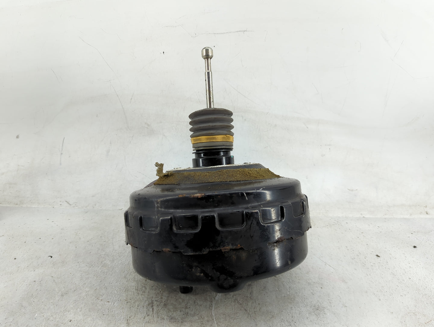 2011-2016 Chevrolet Cruze Power Brake Booster Oem 1489622 - Oemusedautoparts1.com