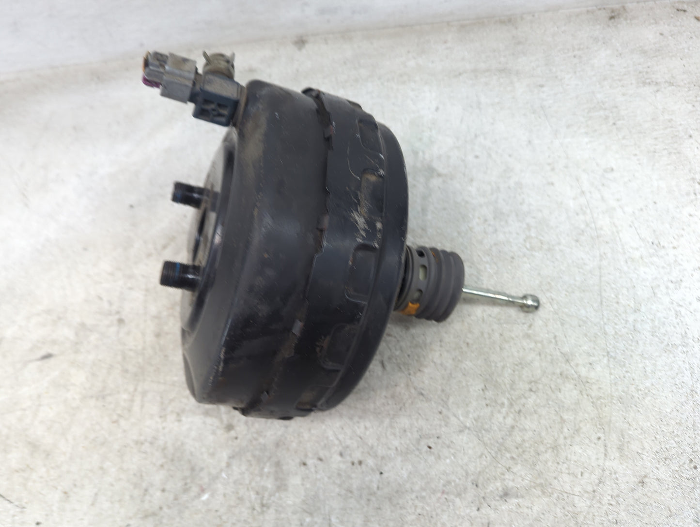 2011-2016 Chevrolet Cruze Power Brake Booster Oem 1489973 - Oemusedautoparts1.com
