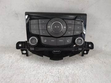 2013-2016 Chevrolet Cruze Radio Control Panel 1491393 - Oemusedautoparts1.com