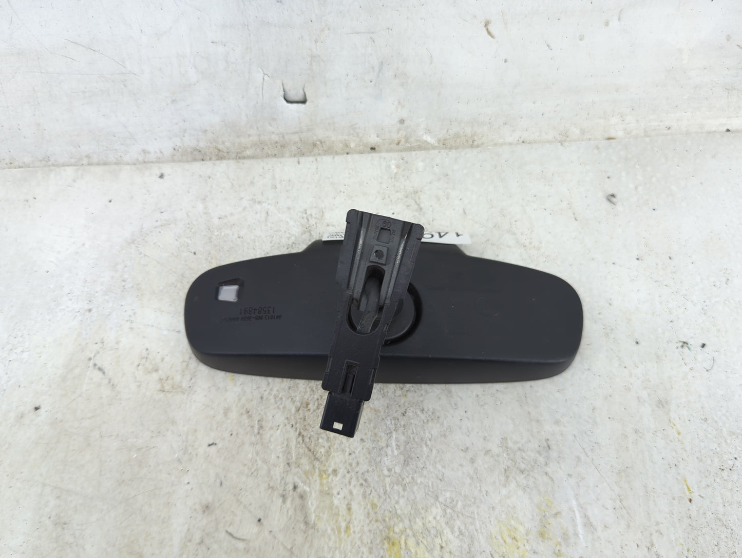 2011-2016 Chevrolet Cruze Interior Rear View Mirror Replacement OEM P/N:E13 027507 13584891 Fits OEM Used Auto Parts - Oemus