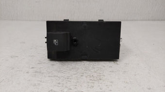 compare product 2014 Chevrolet Cruze Passeneger Right Power Window Switch 13305370