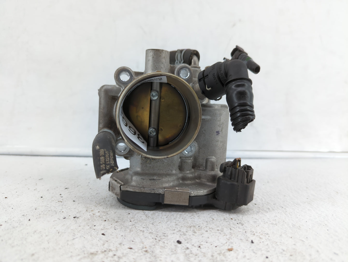 2011-2016 Chevrolet Cruze Throttle Body P/N:55577375 55561495 Fits Fits 2009 2010 2011 2012 2013 2014 2015 2016 2017 2018 OE