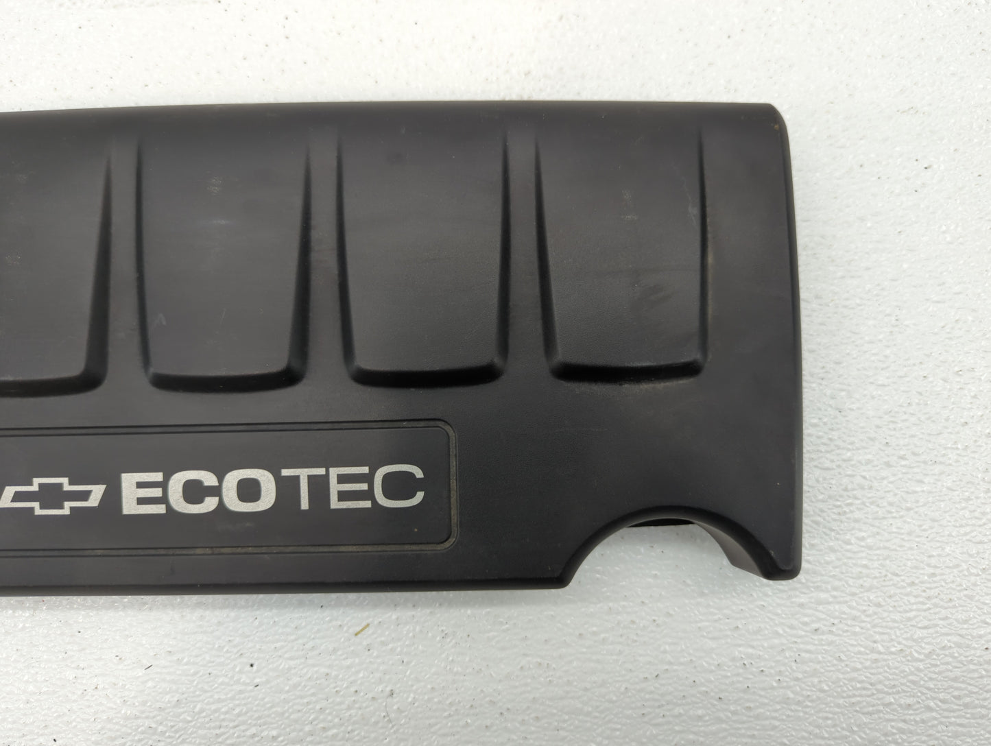 2014 Chevrolet Cruze Engine Cover Black - Oemusedautoparts1.com