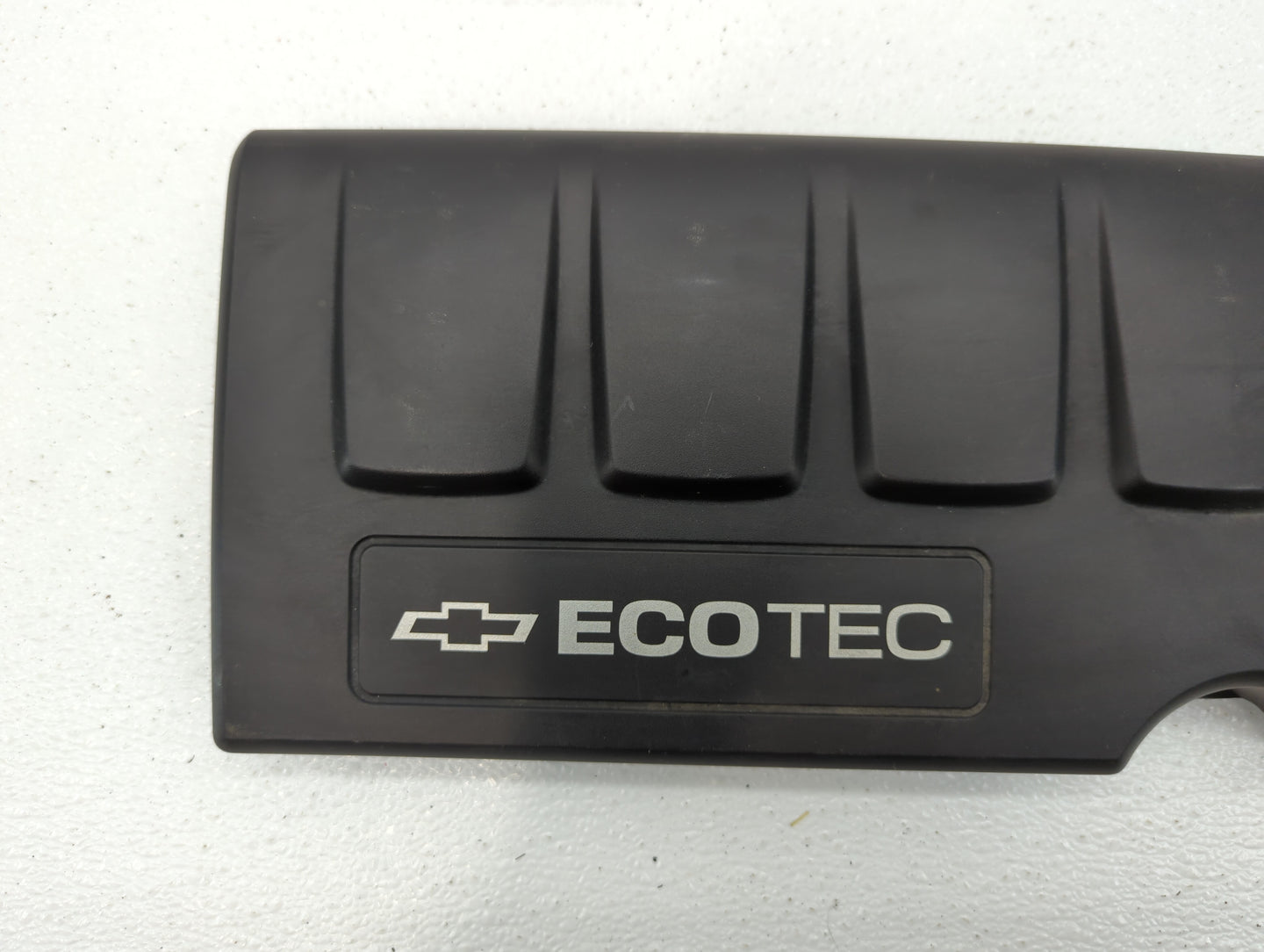 2014 Chevrolet Cruze Engine Cover Black - Oemusedautoparts1.com