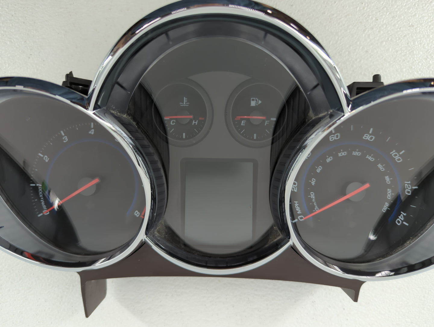 2013-2014 Chevrolet Cruze Instrument Cluster Speedometer Gauges P/N:95129376 Fits Fits 2013 2014 OEM Used Auto Parts - Oemus