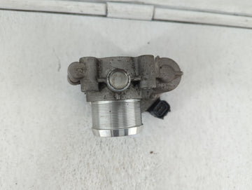 2011-2016 Chevrolet Cruze Throttle Body P/N:55581662 55565489 Fits Fits 2011 2012 2013 2014 2015 2016 2017 2018 2019 OEM Used Auto Parts