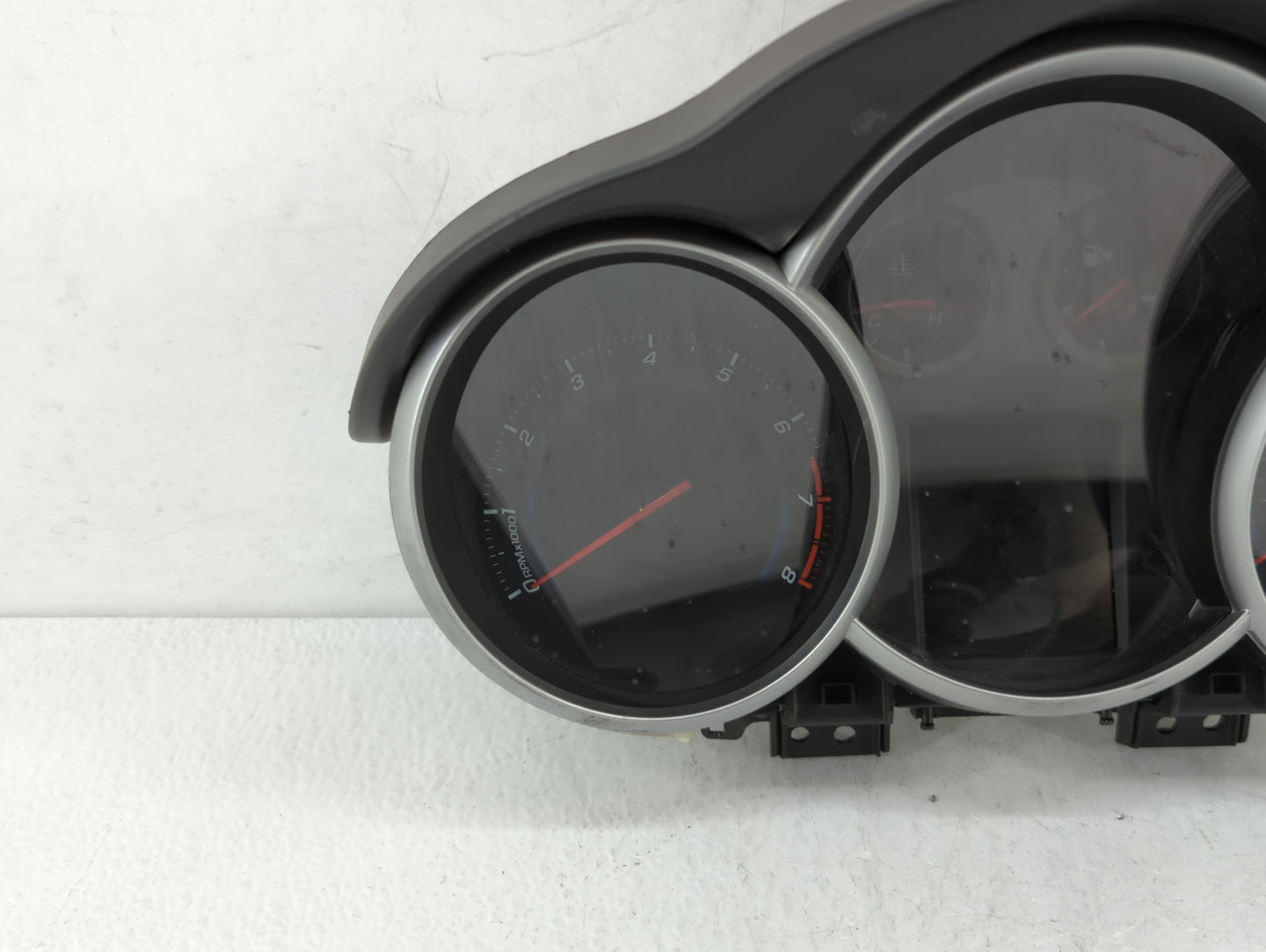 2013-2014 Chevrolet Cruze Instrument Cluster Speedometer Gauges P/N:95216802 95129378 Fits Fits 2013 2014 OEM Used Auto Part