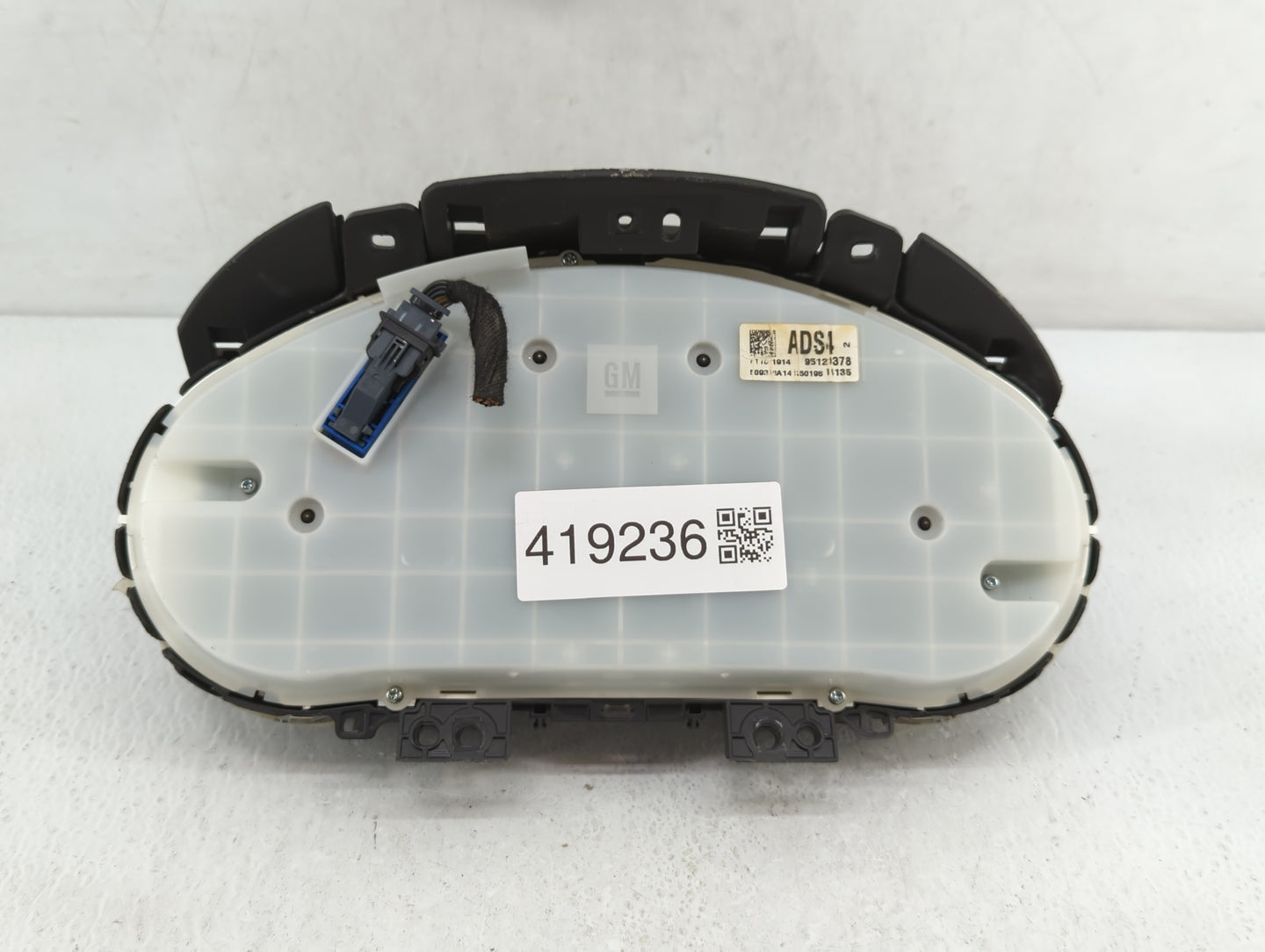 2013-2014 Chevrolet Cruze Instrument Cluster Speedometer Gauges P/N:95216802 95129378 Fits Fits 2013 2014 OEM Used Auto Part