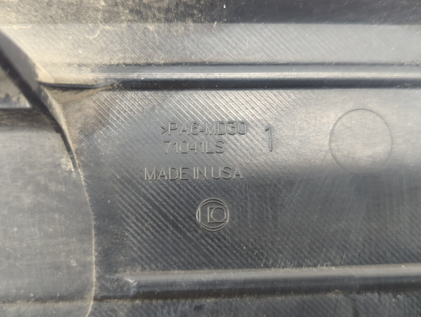 2014 Chevrolet Cruze Engine Cover - Oemusedautoparts1.com