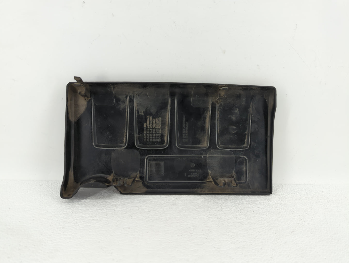 2014 Chevrolet Cruze Engine Cover - Oemusedautoparts1.com