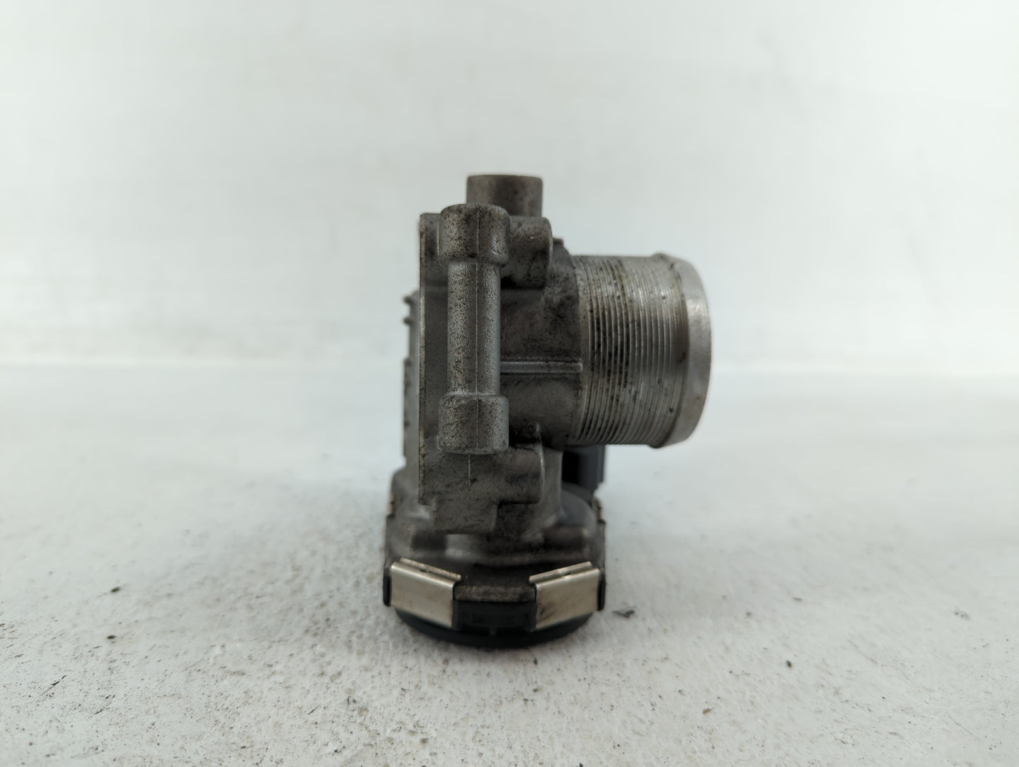2011-2016 Chevrolet Cruze Throttle Body P/N:55581662 55565489 Fits Fits 2011 2012 2013 2014 2015 2016 2017 2018 2019 2020 20