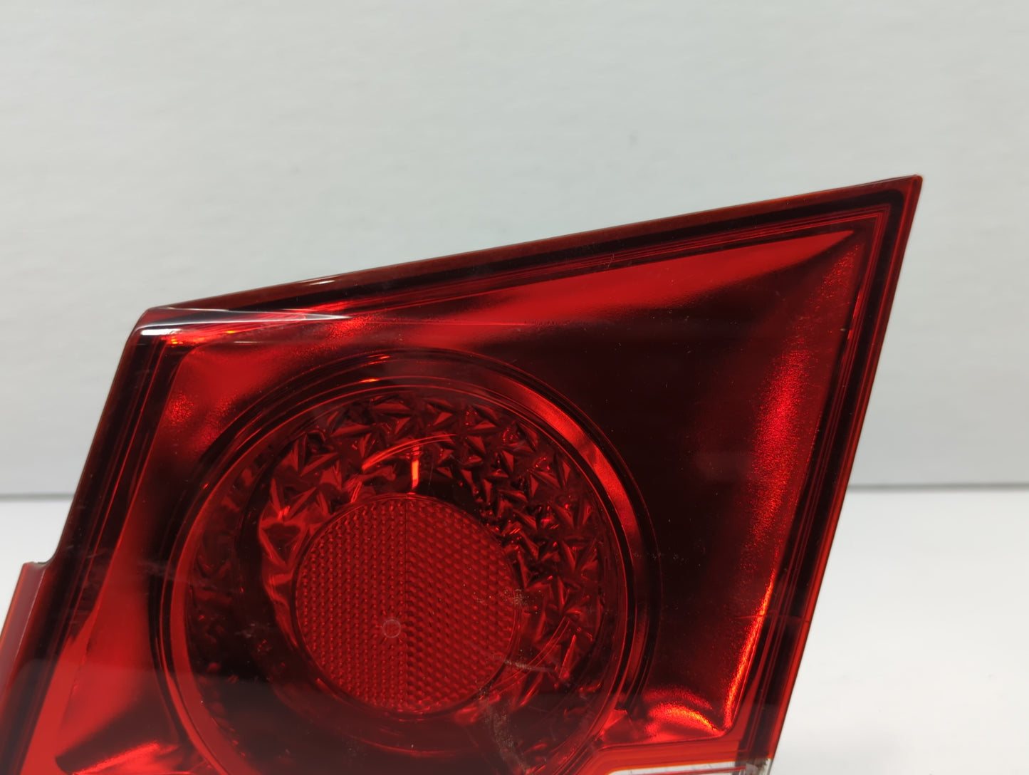 2011-2016 Chevrolet Cruze Tail Light Assembly Passenger Right OEM Fits Fits 2011 2012 2013 2014 2015 2016 OEM Used Auto Part