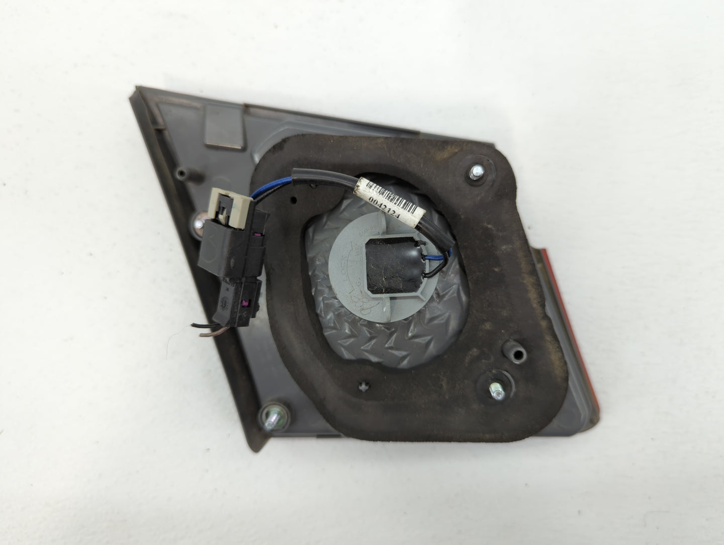 2011-2016 Chevrolet Cruze Tail Light Assembly Passenger Right OEM Fits Fits 2011 2012 2013 2014 2015 2016 OEM Used Auto Part